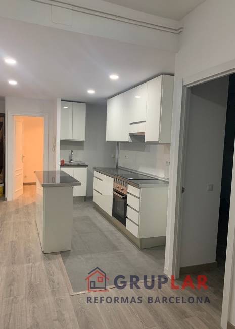 Reforma integral cocina blanco